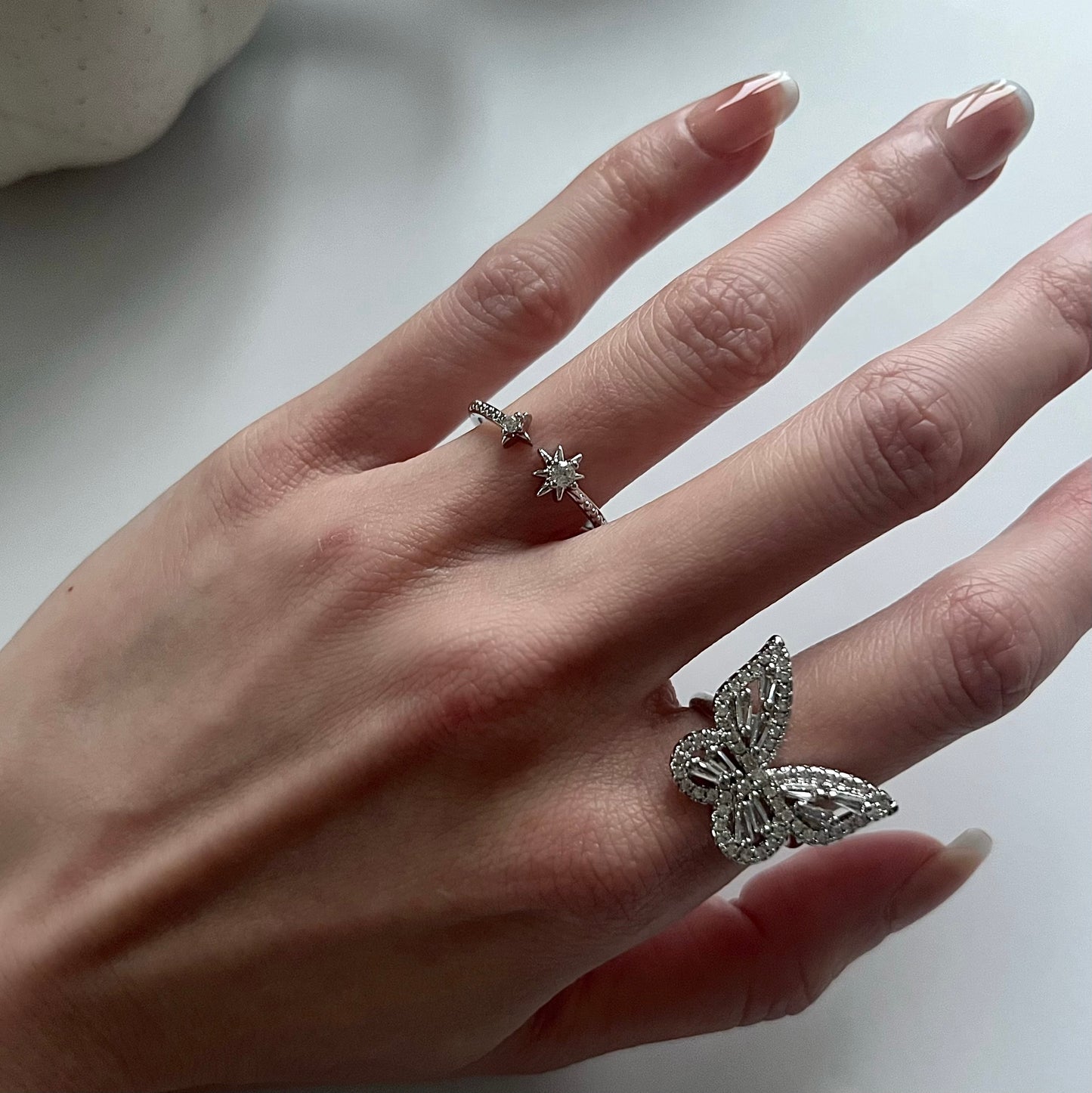💎 April: Butterfly Drift Ring